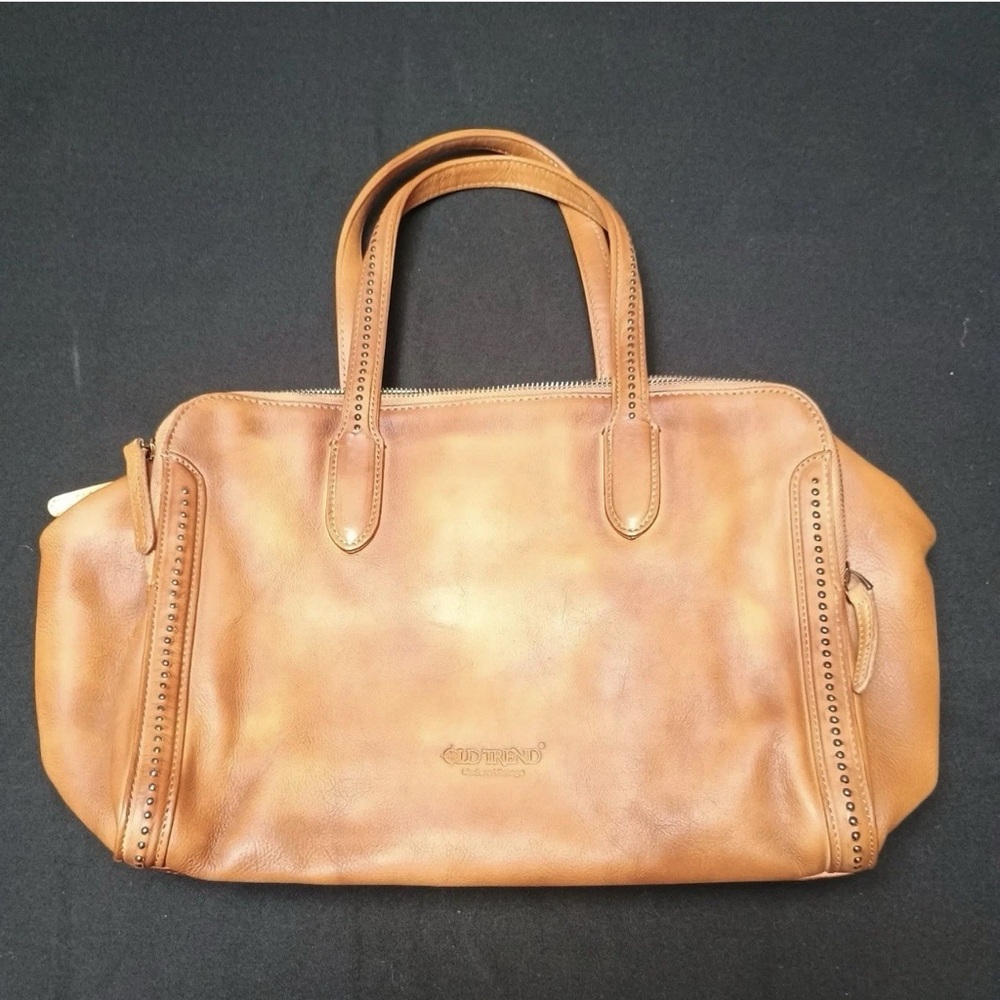 Old Trend Tan Leather Satchel